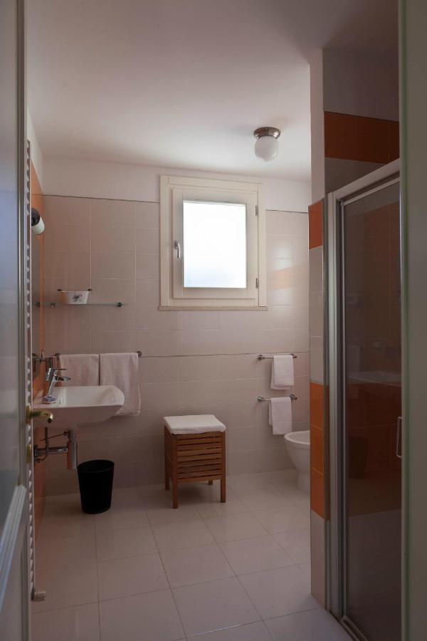 Villa Urso Bed&Breakfast Монтероні-ді-Лечче Екстер'єр фото