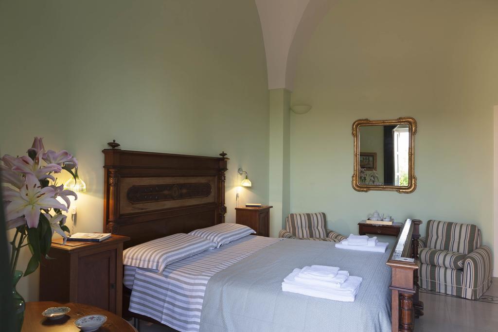 Villa Urso Bed&Breakfast Монтероні-ді-Лечче Екстер'єр фото